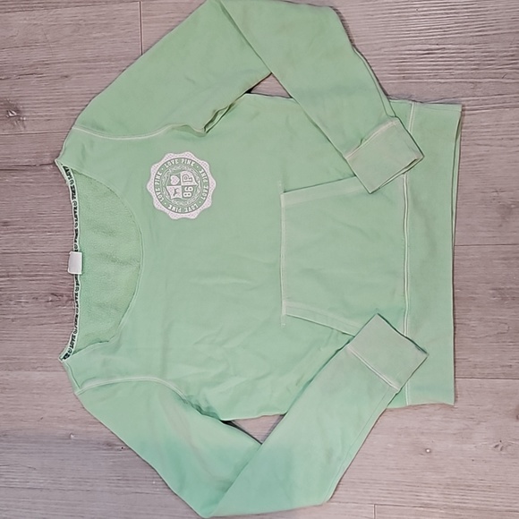 Love Pink Victoria Secrets Medium Top - Picture 1 of 5